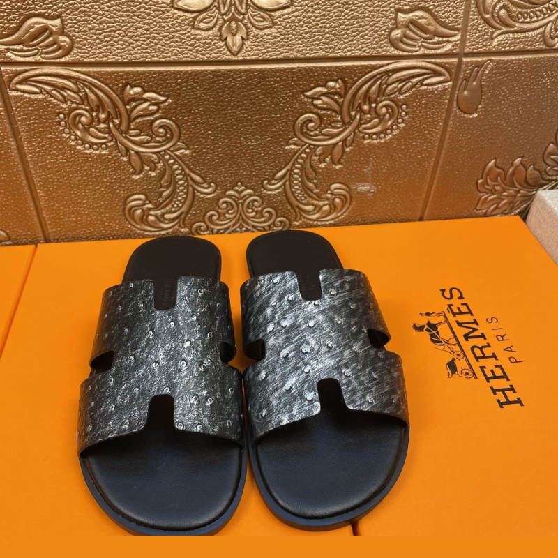 H**mes slippers